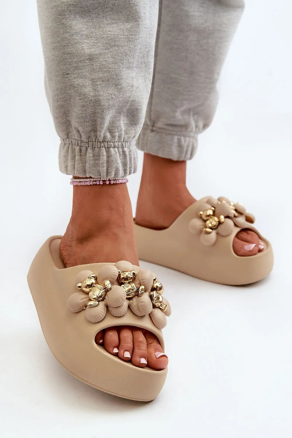 Flip-flops model 198599 Step in style