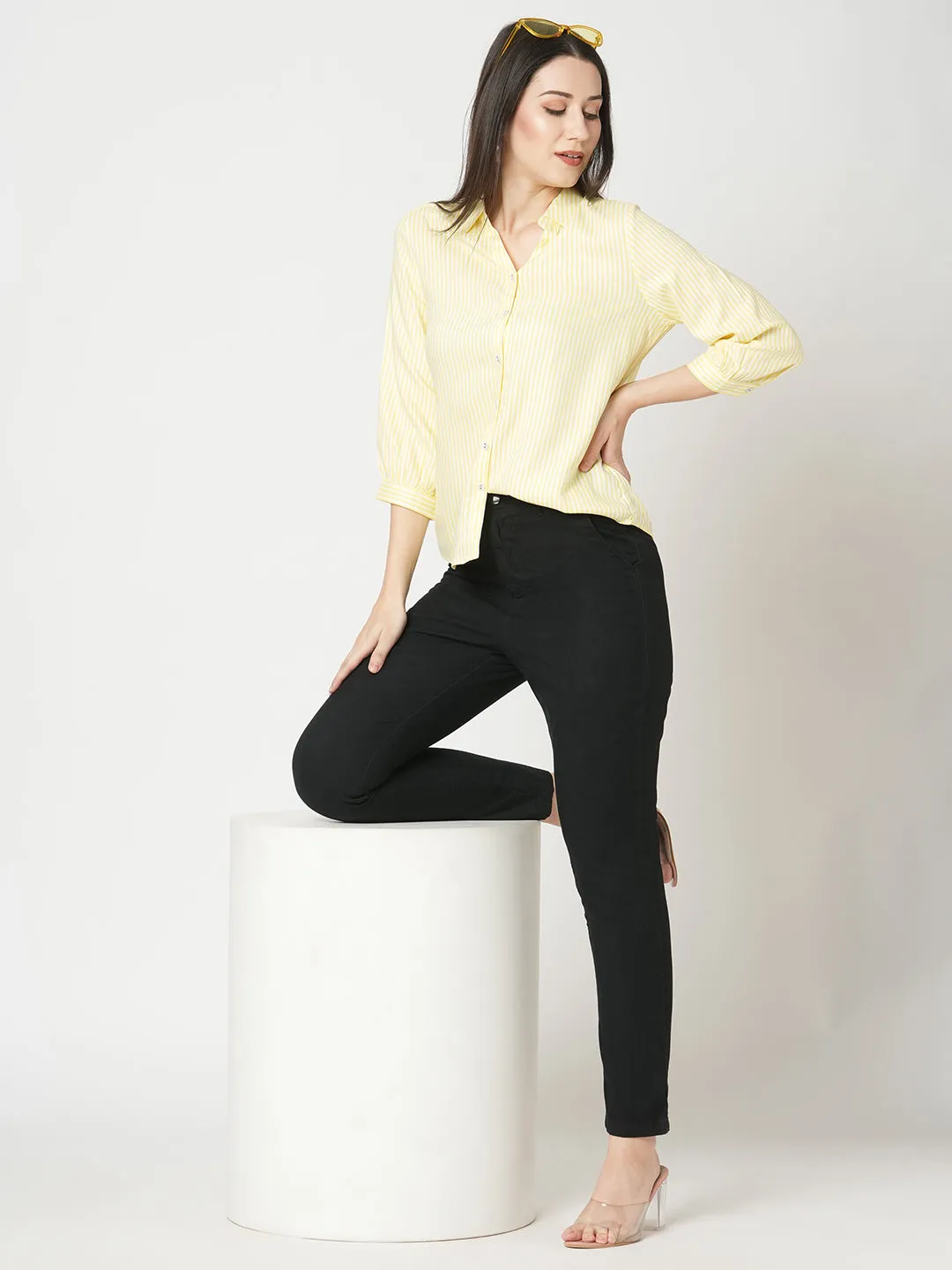 Women Black Mid-Rise Slim Fit Trouser