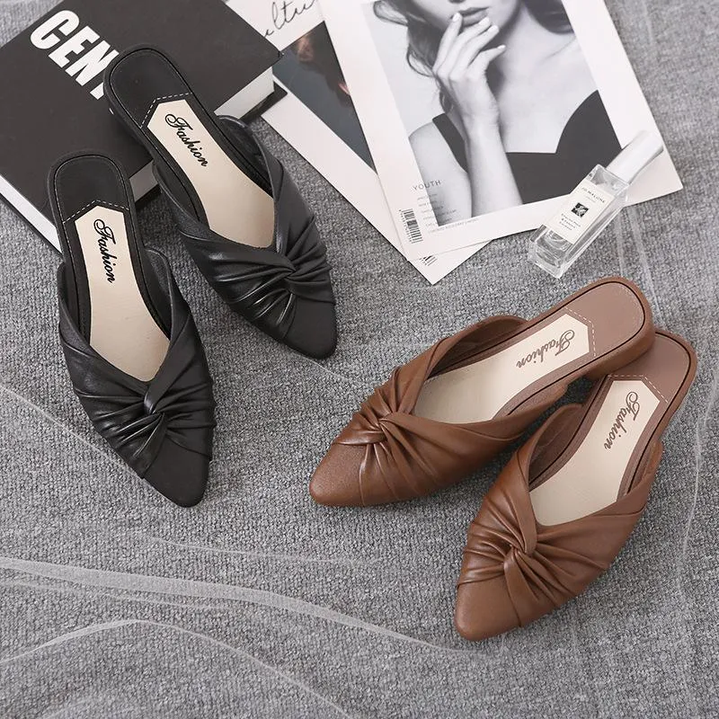 Women's flat mules twist closed toe slide sandals