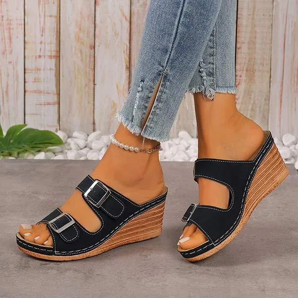 Women's Solid Color Buckle Strap Wedge Sandals 56480144C